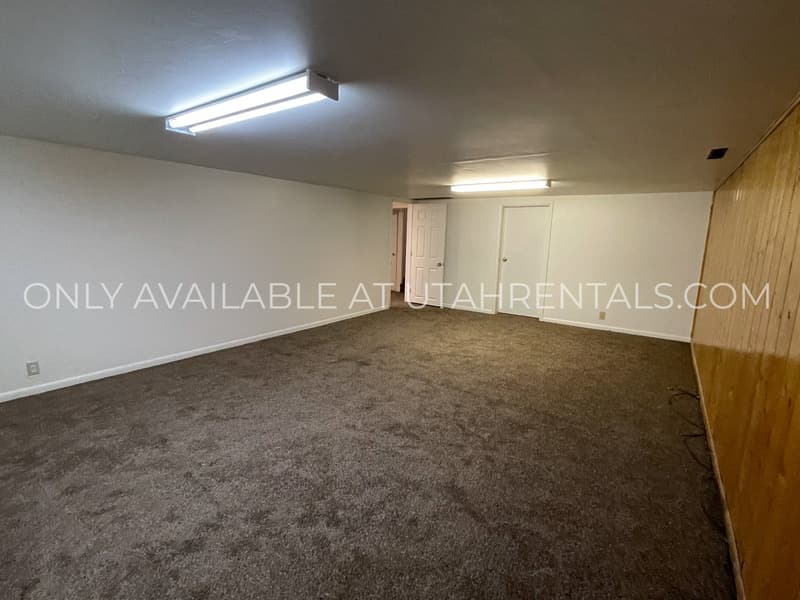 Richfield House: 158 W 500 N