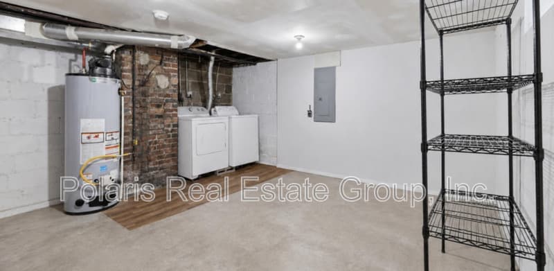 Indianapolis House: 3268 Broadway St