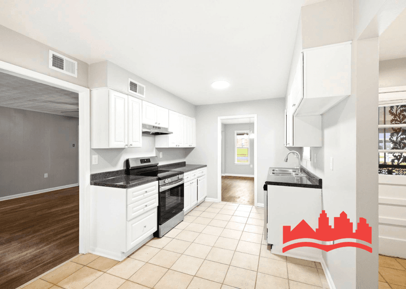 Memphis House: 5217 Bruton Ave