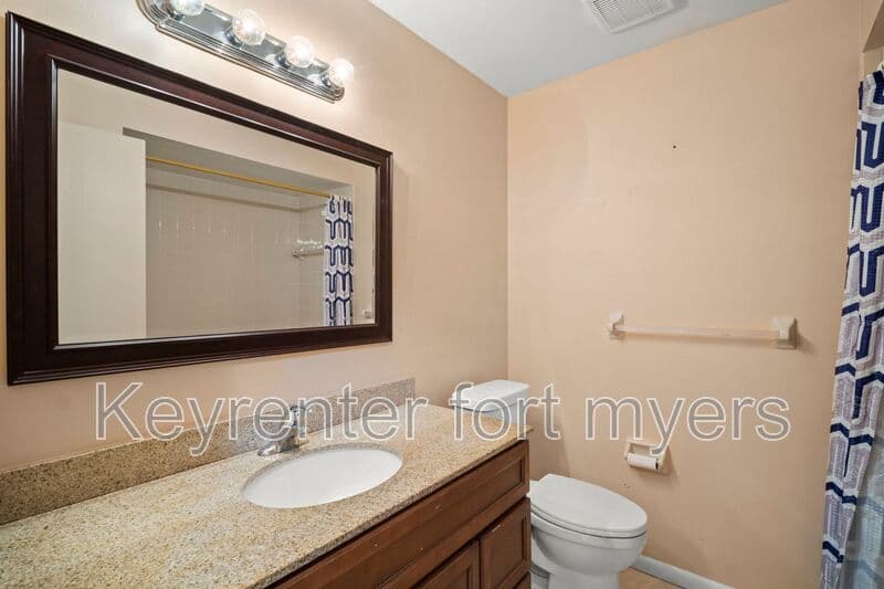 Cape Coral House: 4406 Santa Barbara Blvd