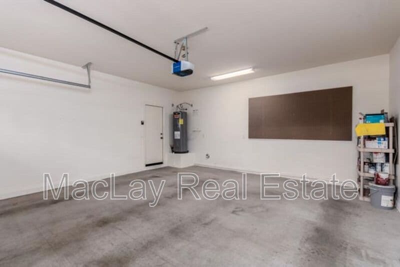 Gilbert House: 4230 S Mariposa Dr