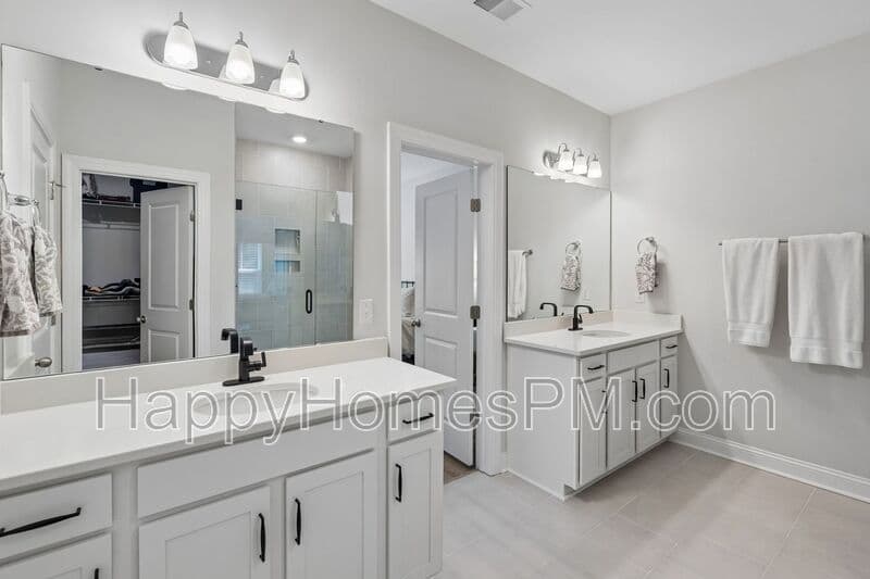 Mount Pleasant House: 3049 Emma Lane