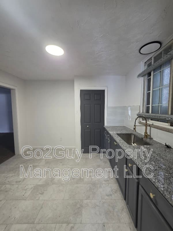 Detroit House: 5234 Berkshire