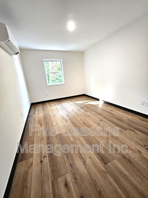 Burlington Condo: 199 King Street - 6