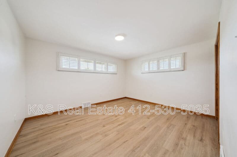 Greensburg House: 535 Hickory Drive