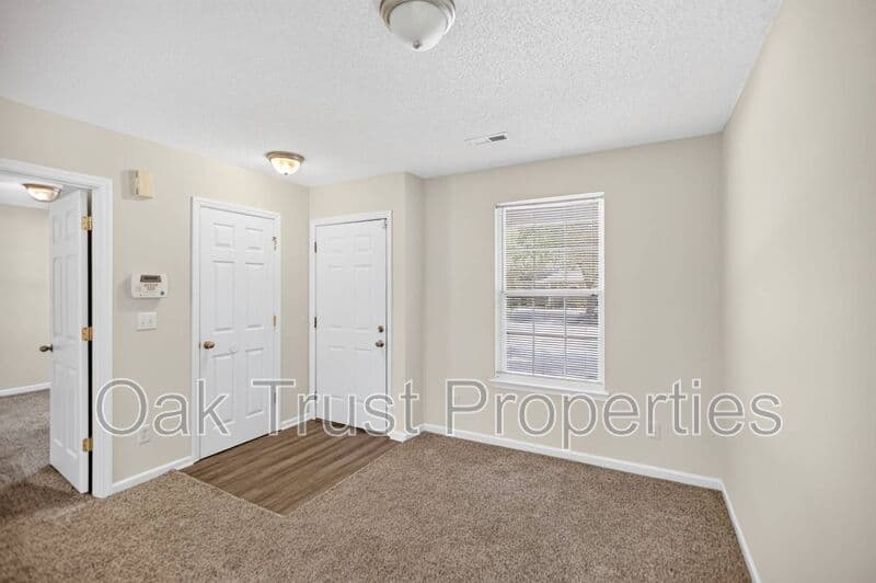 North Charleston Townhome: 7939 Vermont Rd