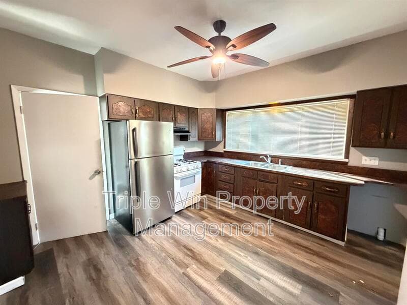 Saint Louis House: 3643 Boswell Ave