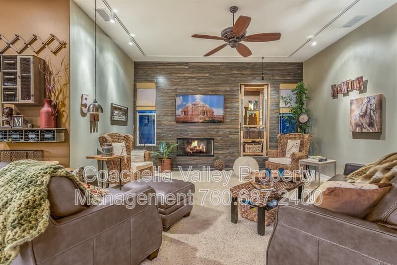 Palm Desert House: 26 Calle Lantana