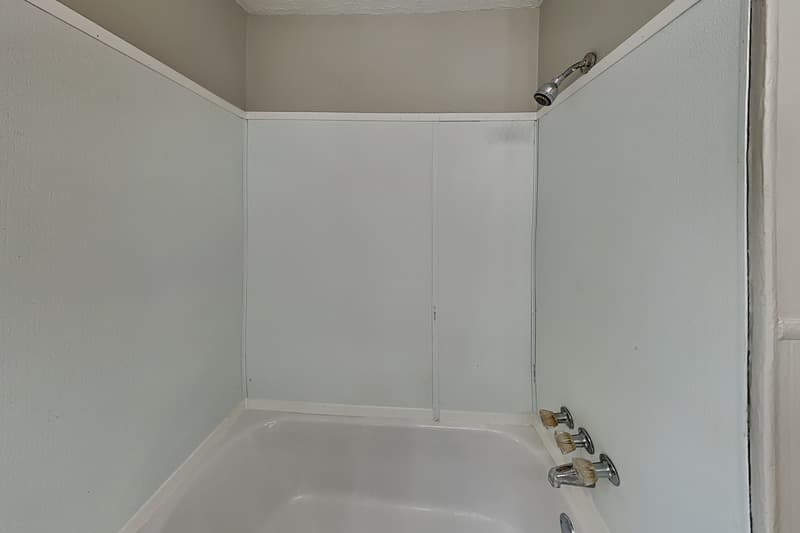 Birmingham House: 441 13th Ave NW