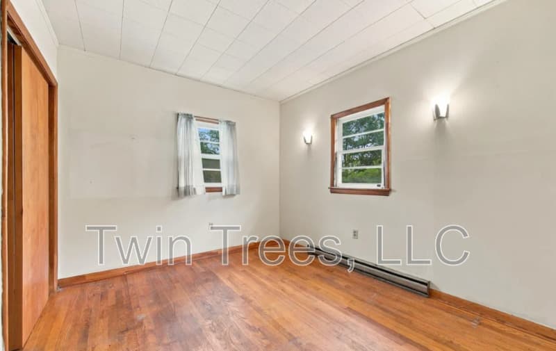 Mt. Jackson Condo: 255 Nelson Street