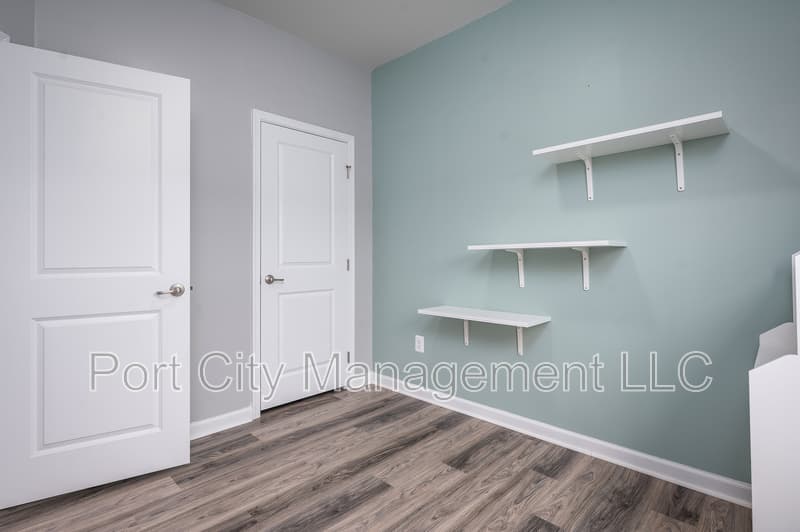 Brooklyn Park Townhome: 112 Patapsco Land Way