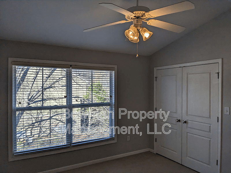 Athens Condo: 660 Barnett Shoals Rd