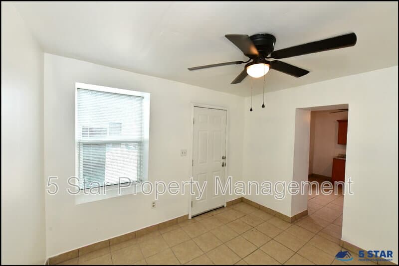 El Paso Condo: 1910 Olive Ave