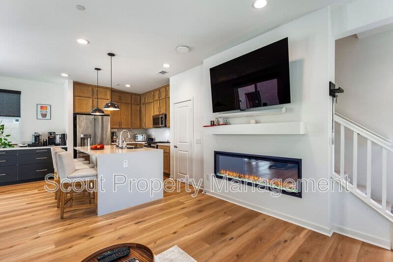 Temecula House: 32519 Brunello Way