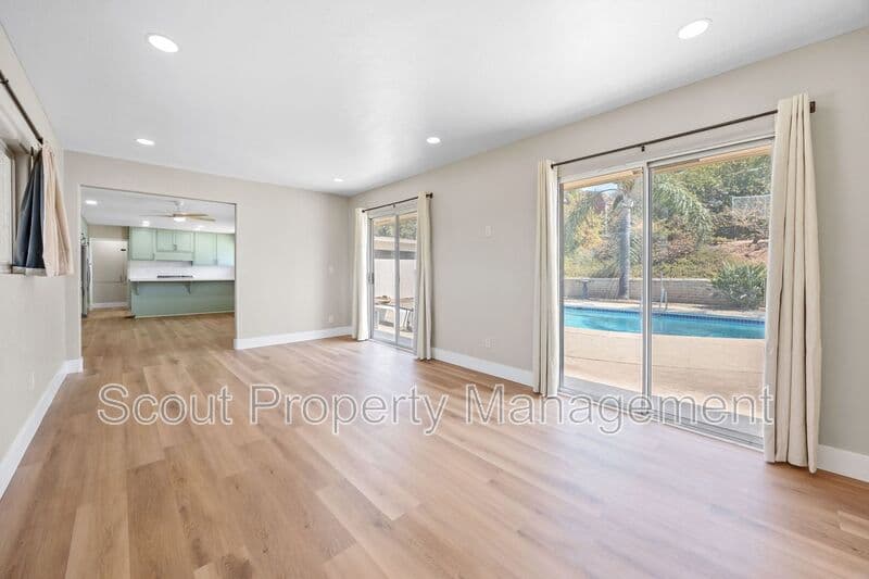 Escondido House: 1934 S Juniper Street