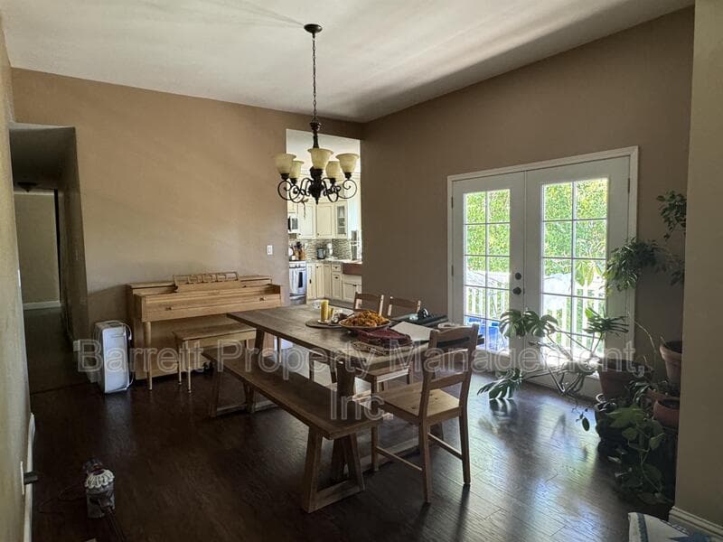 Grass Valley House: 410 W. Main St