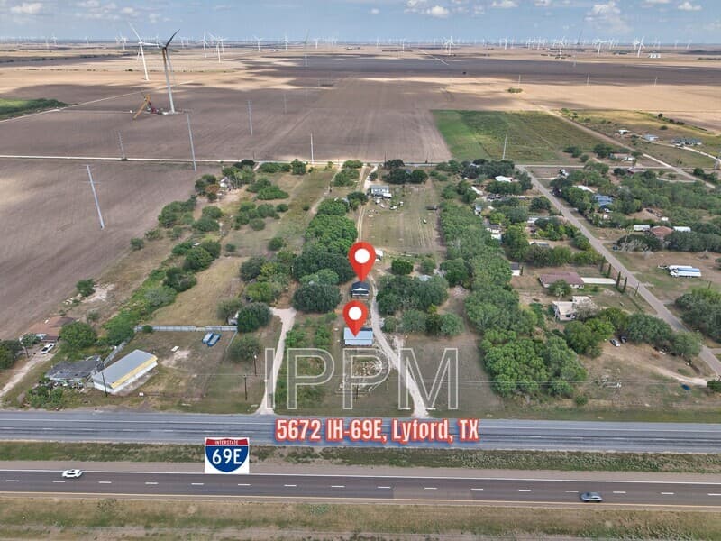 LYFORD House: 5672 IH 69E