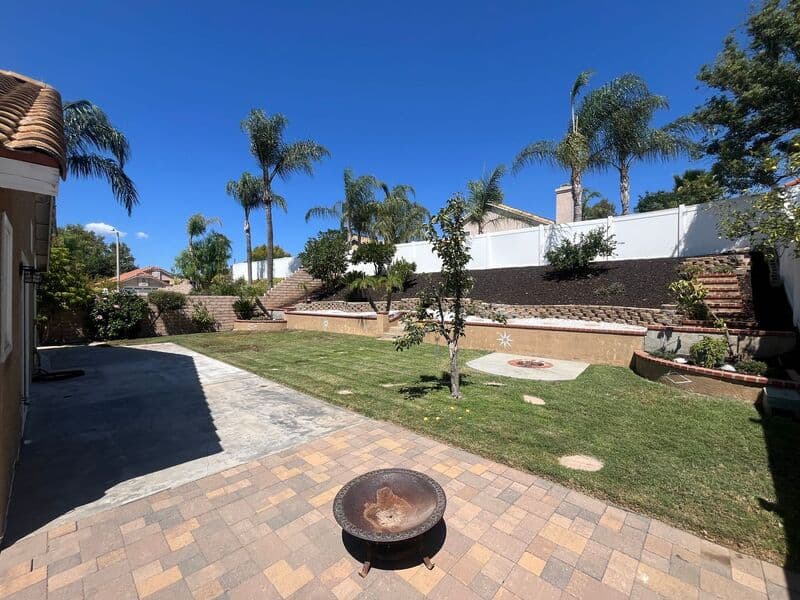 Murrieta House: 24402 Calle Tassjara