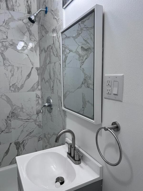 Woonsocket Condo: 508 Elm Street - 3F