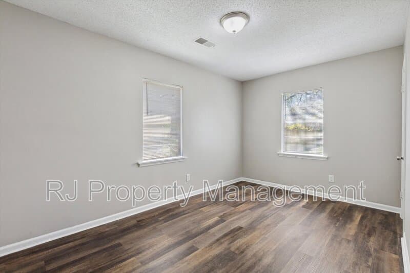 Memphis House: 535 Gilleas Rd