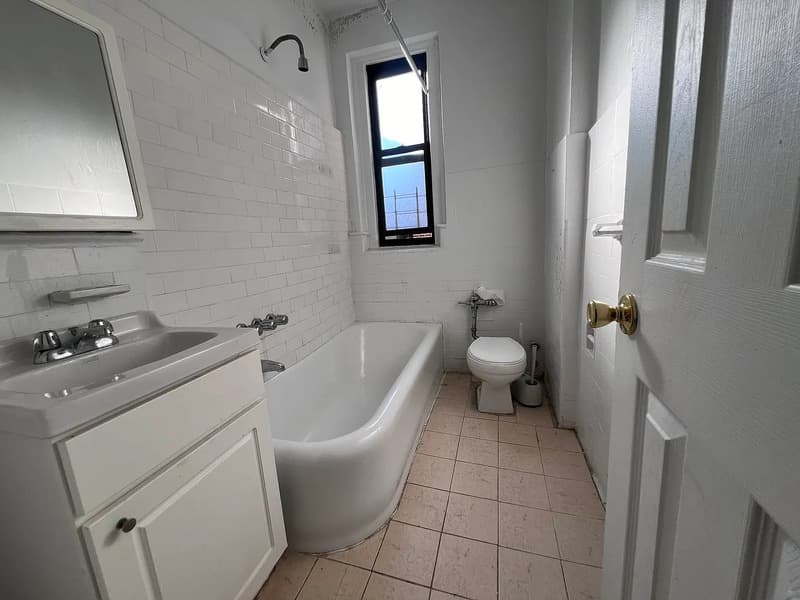 Manhattan Condo: 4 Bogardus Pl