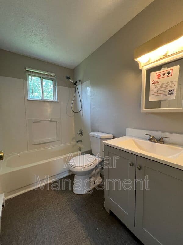 Lorain House: 1321 Massachusetts Ave