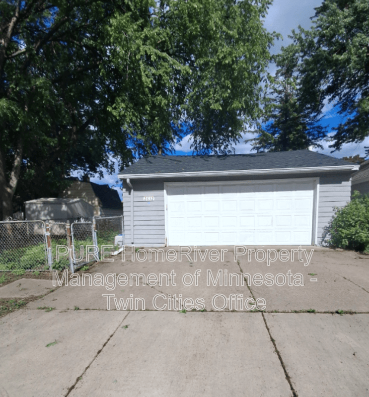 Saint Louis Park House: 2632 Toledo Avenue S