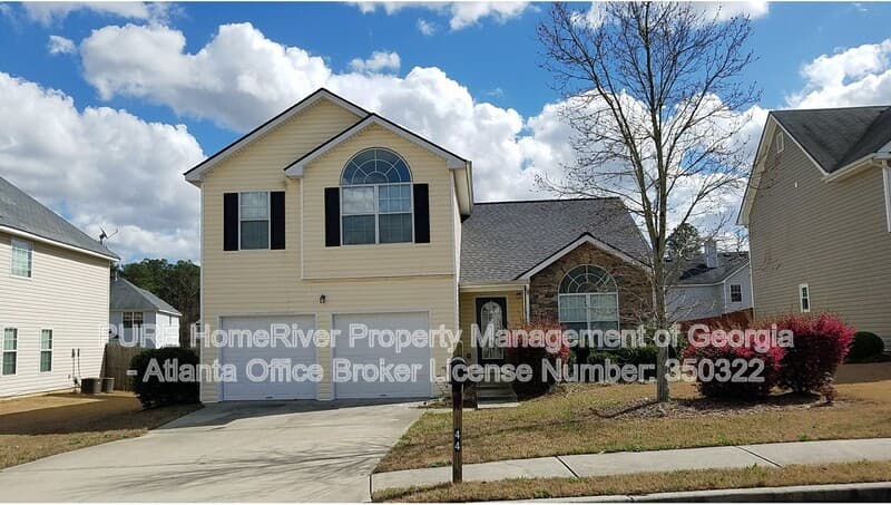 Loganville House: 44 Shadowhill Ct