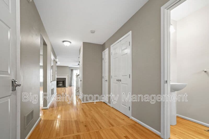 Collegeville House: 114 Harvard Dr