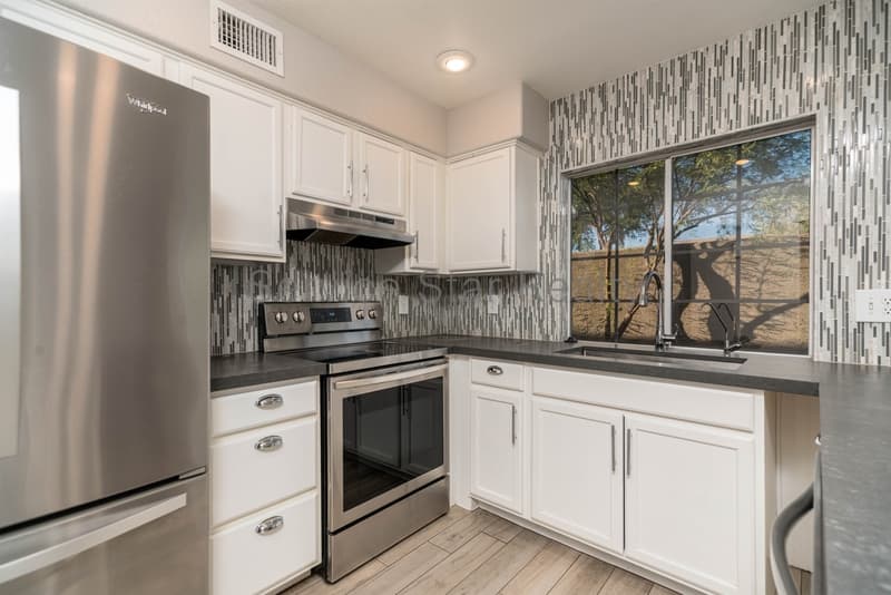 Phoenix House: 3924 E Orchid Ln