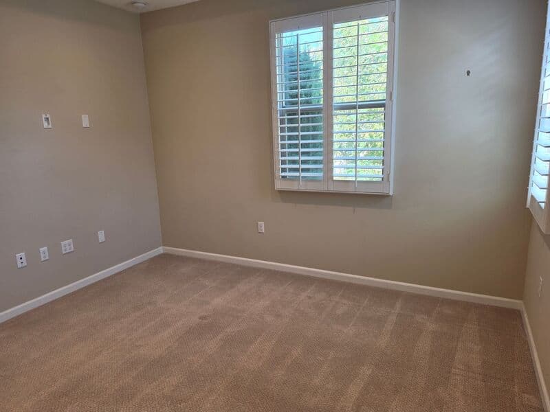 Irvine House: 232 Bishop Landing
