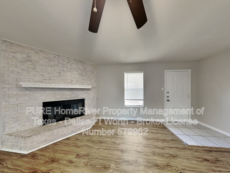 Arlington House: 5223 Windy Meadow Dr