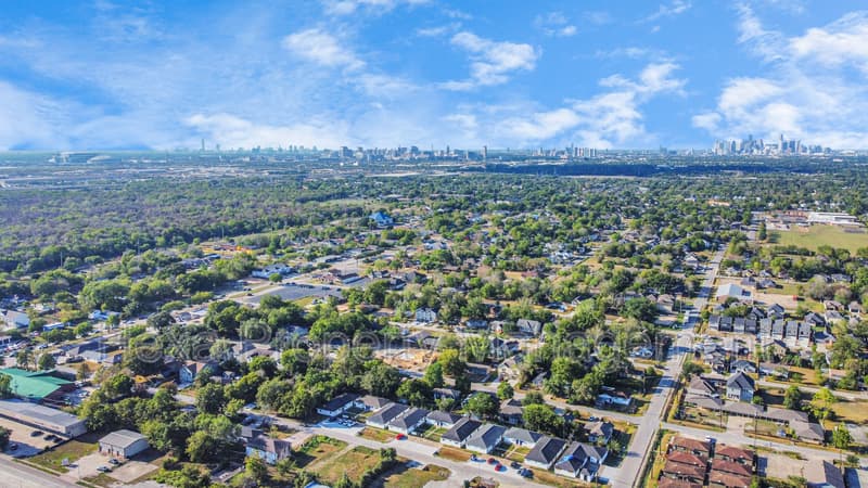 Houston Condo: 4207 Phlox St