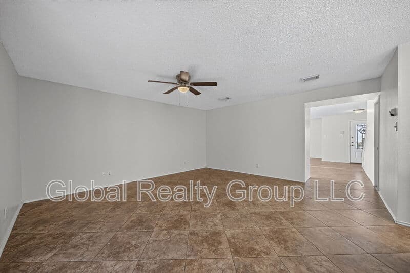 Converse House: 7702 Fairton Pl