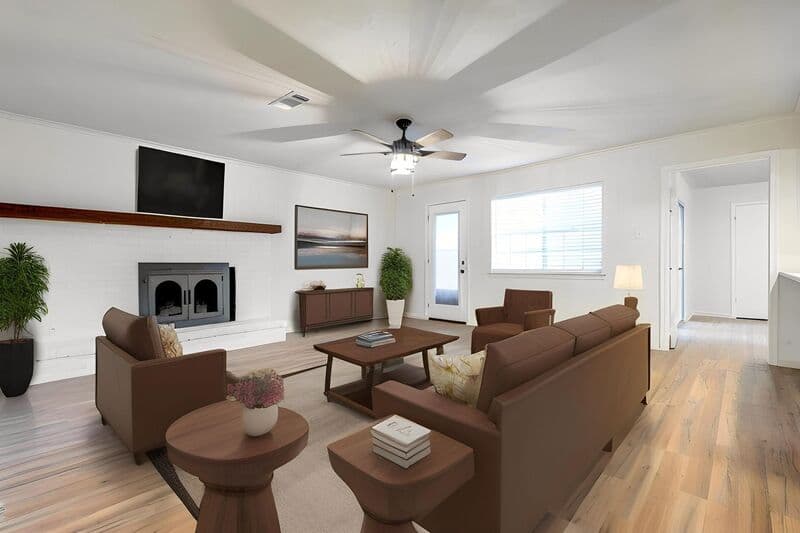 Sherman House: 524 N Woods