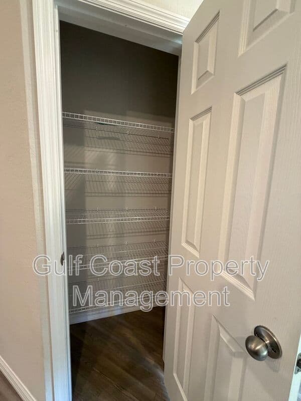 Englewood Condo: 10162 Tramore Ave
