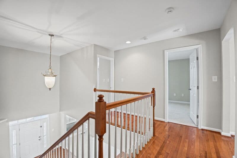 Fredericksburg House: 1100 Wright Court