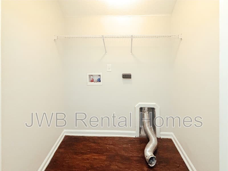 Jacksonville House: 3038 Rayford St