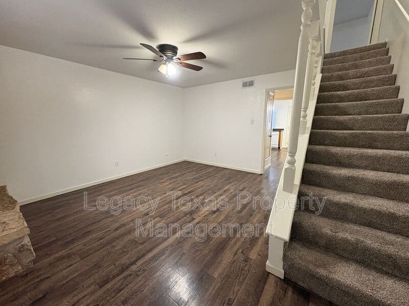 CLEBURNE Condo: 1601 N Nolan River Rd
