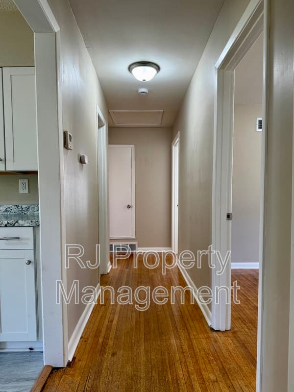 Memphis House: 3307 Frayser View Dr