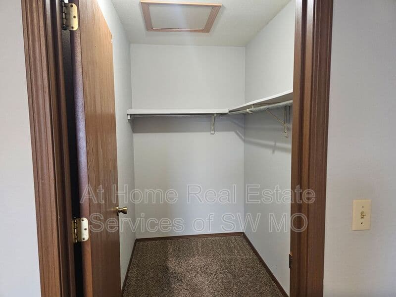 Springfield Condo: 1947 S Ingram Mill Rd