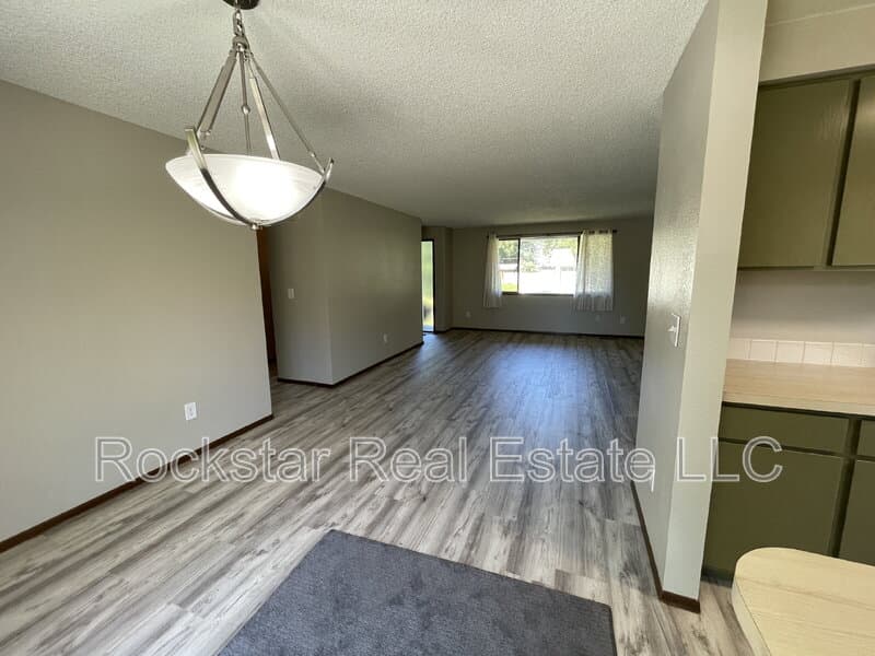 Spokane Condo: 9514 North Howard Street
