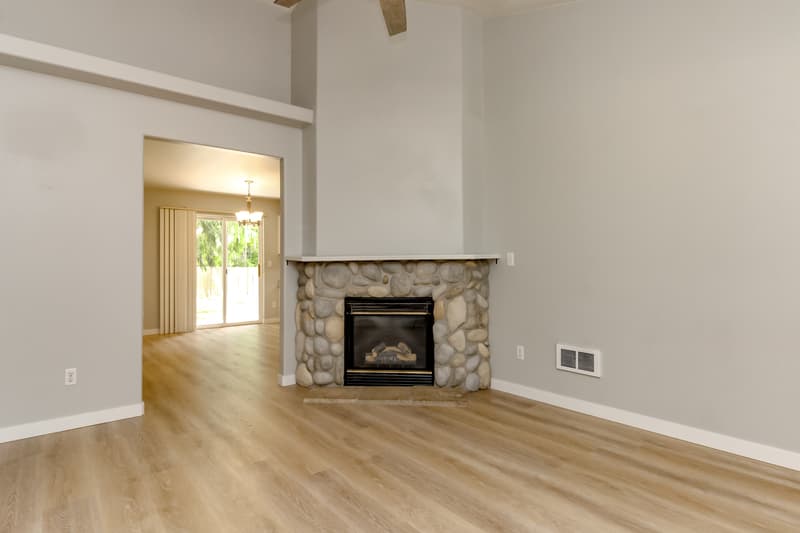 Graham Condo: 25807 87th Ave Ct E