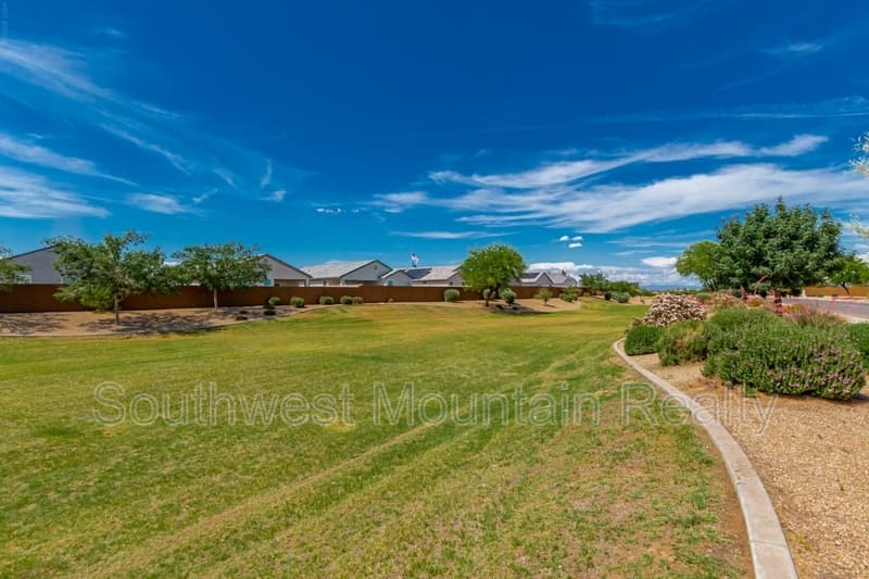 Coolidge House: 1333 W Pima Avenue