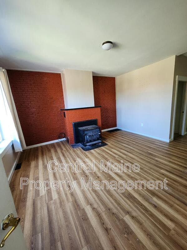 Rumford House: 41 Lochness Rd.