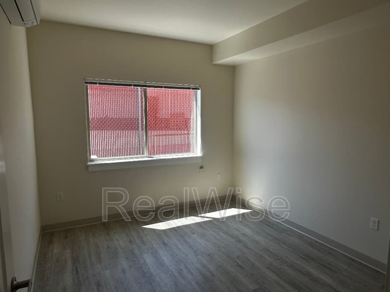 Medford Condo: 1935 Table Rock Rd