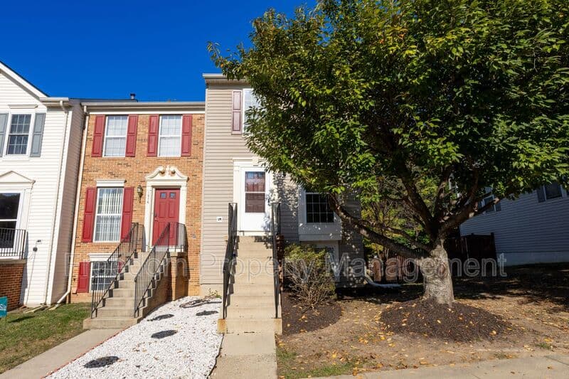 Woodbridge Townhome: 1974 Teasel Ct