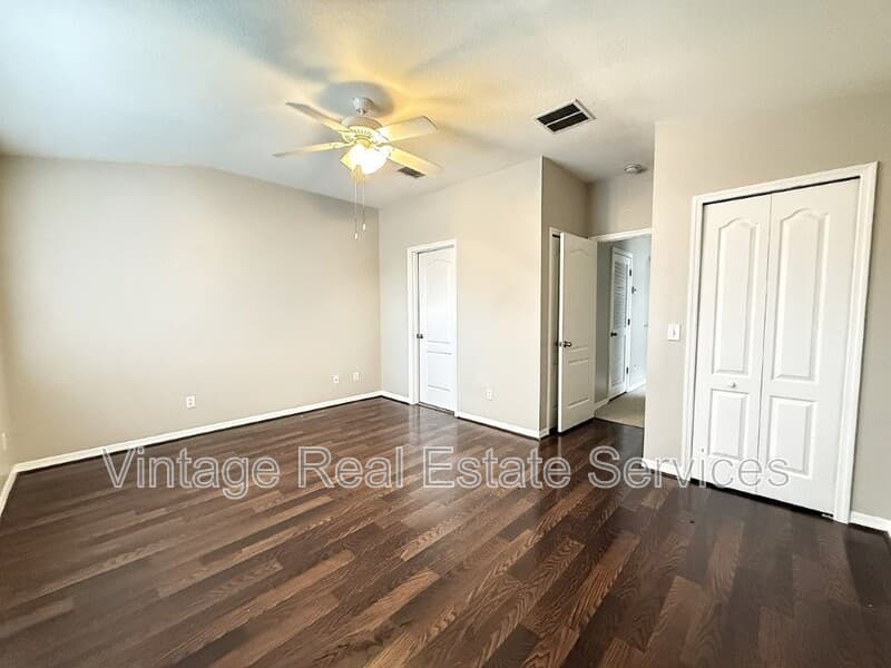 Riverview House: 12270 Foxmoor Peak Dr