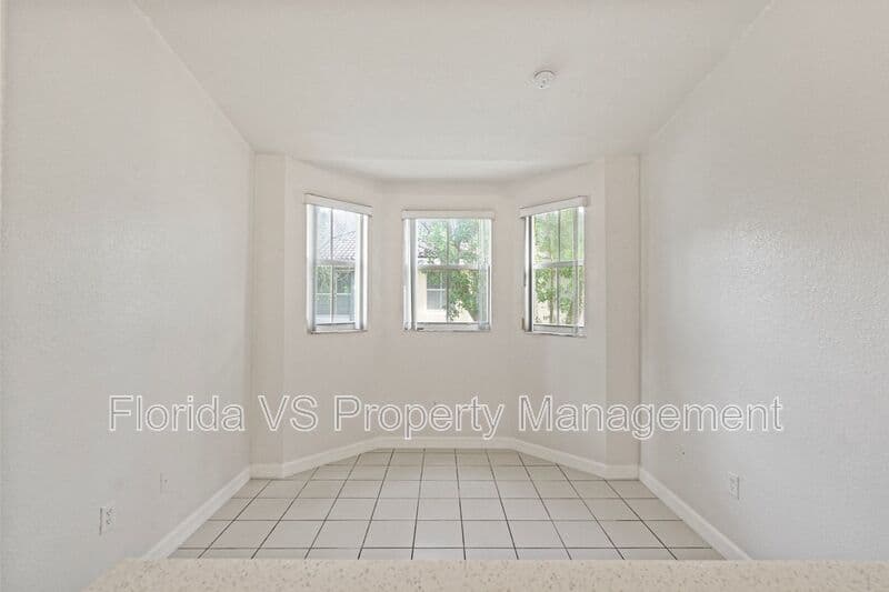 Homestead Condo: 1663 SE 29 st.