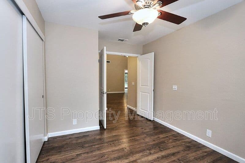 Gold River House: 2173 Roaring Camp Drive